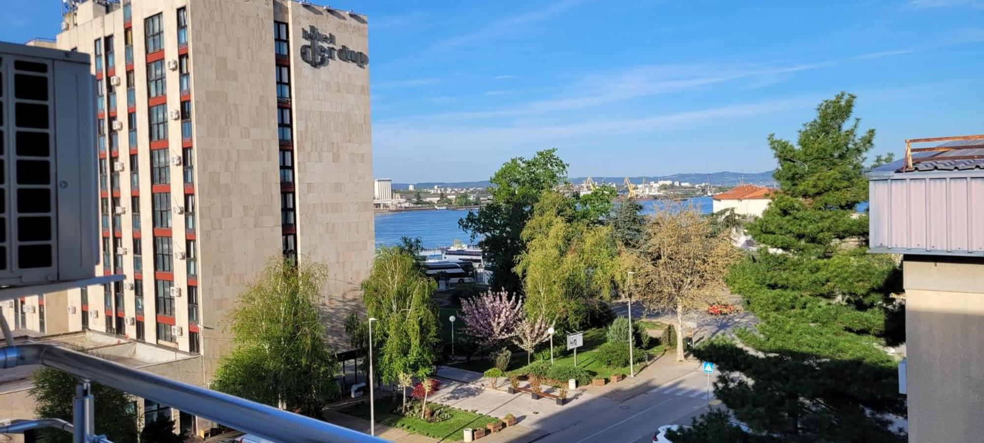 Todor Apartmani Кладово Экстерьер фото